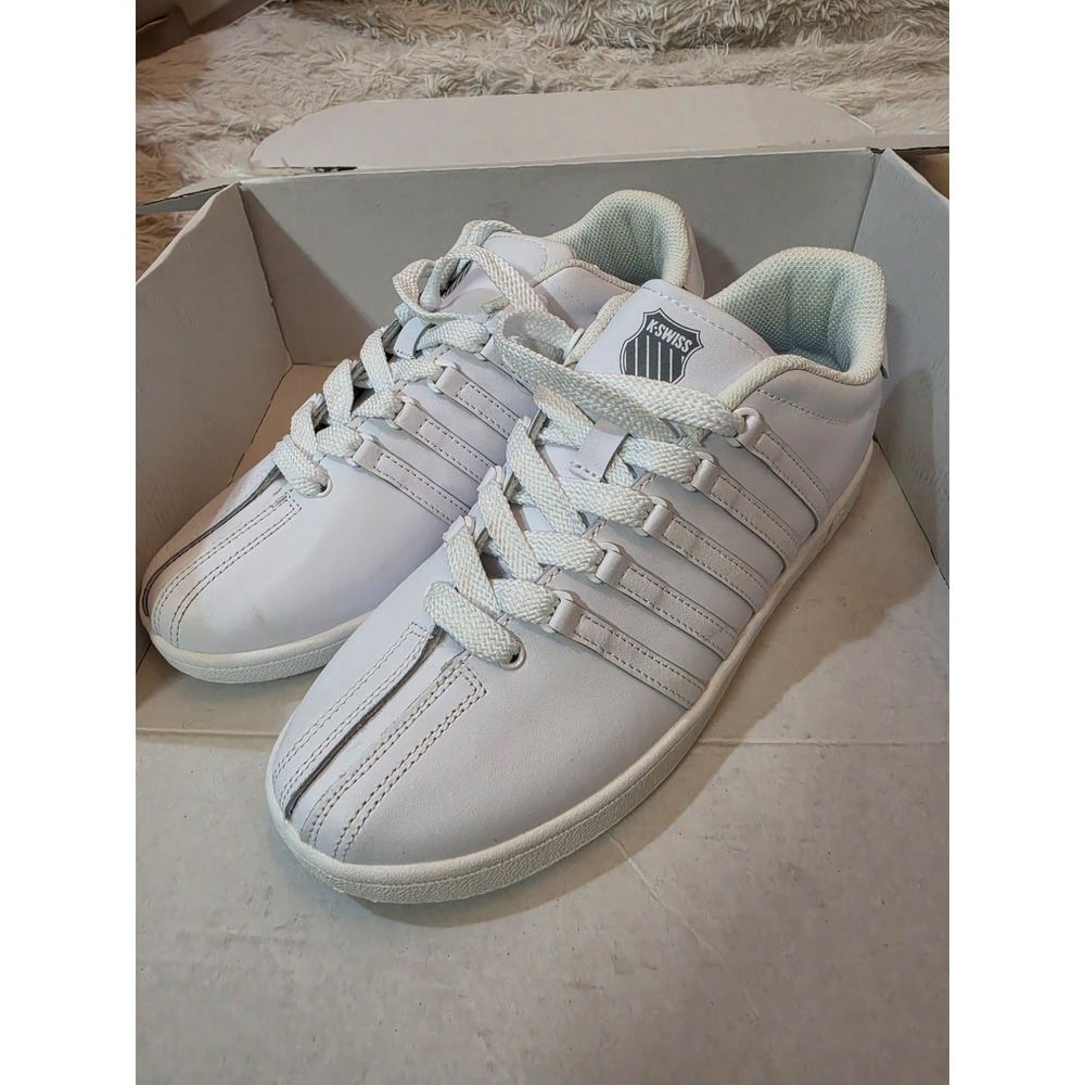 K-Swiss Classic VN Triple White Leather Sneakers Kids 4.5 Womens 6 83343-101-M